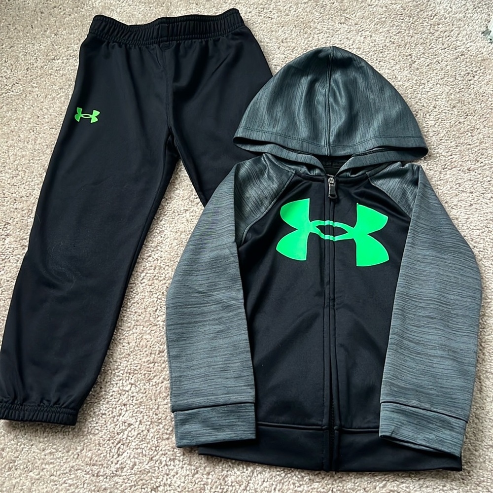 Under Armour boys track set, size 4
